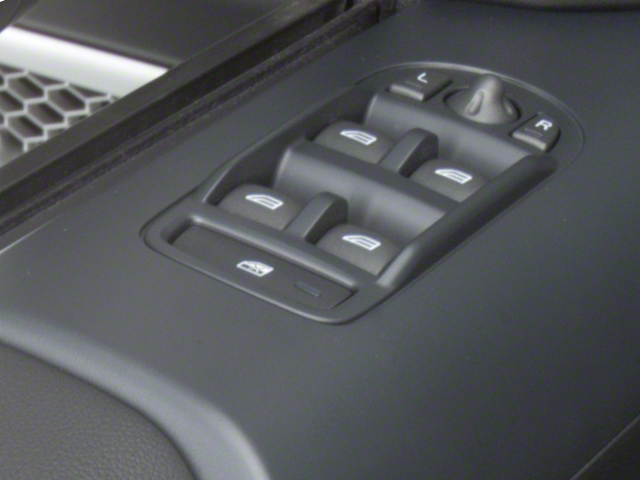 2011 Land Rover LR2 Base