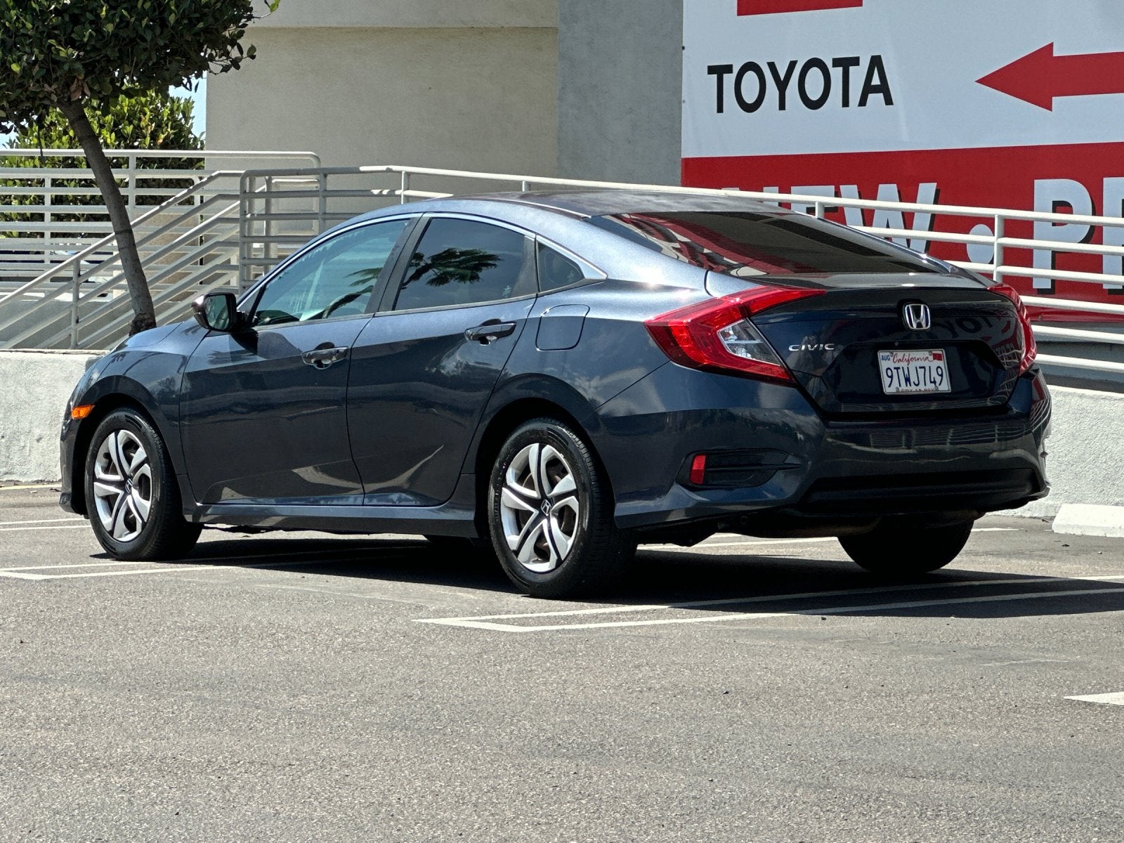2017 Honda Civic LX w/Honda Sensing