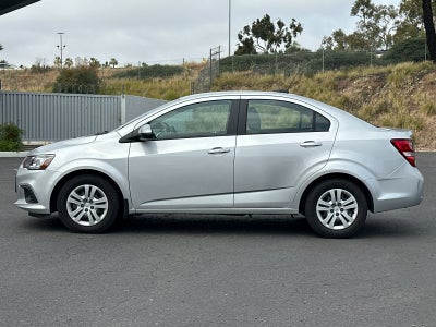 2018 Chevrolet Sonic LS