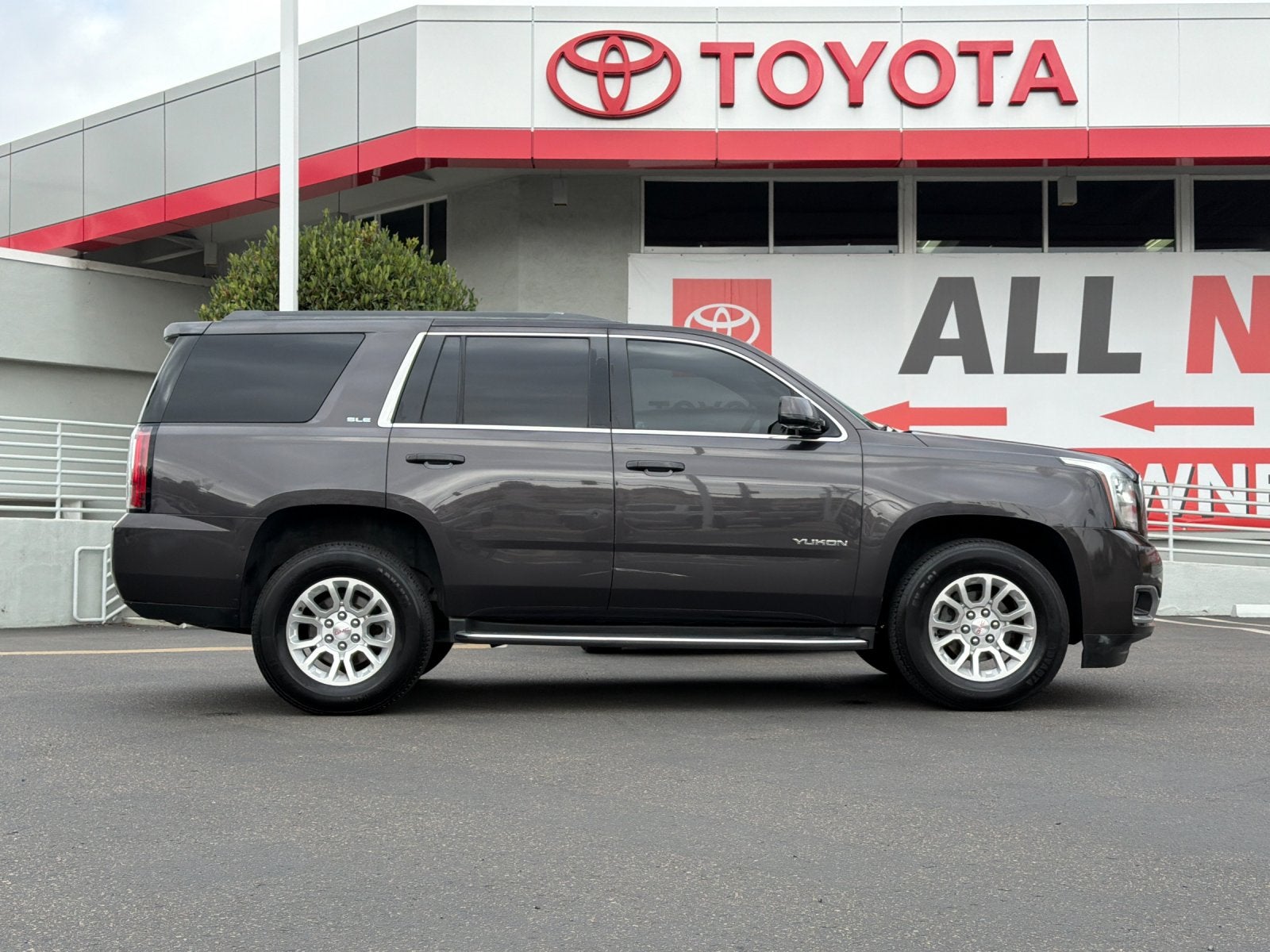 2016 GMC Yukon SLE