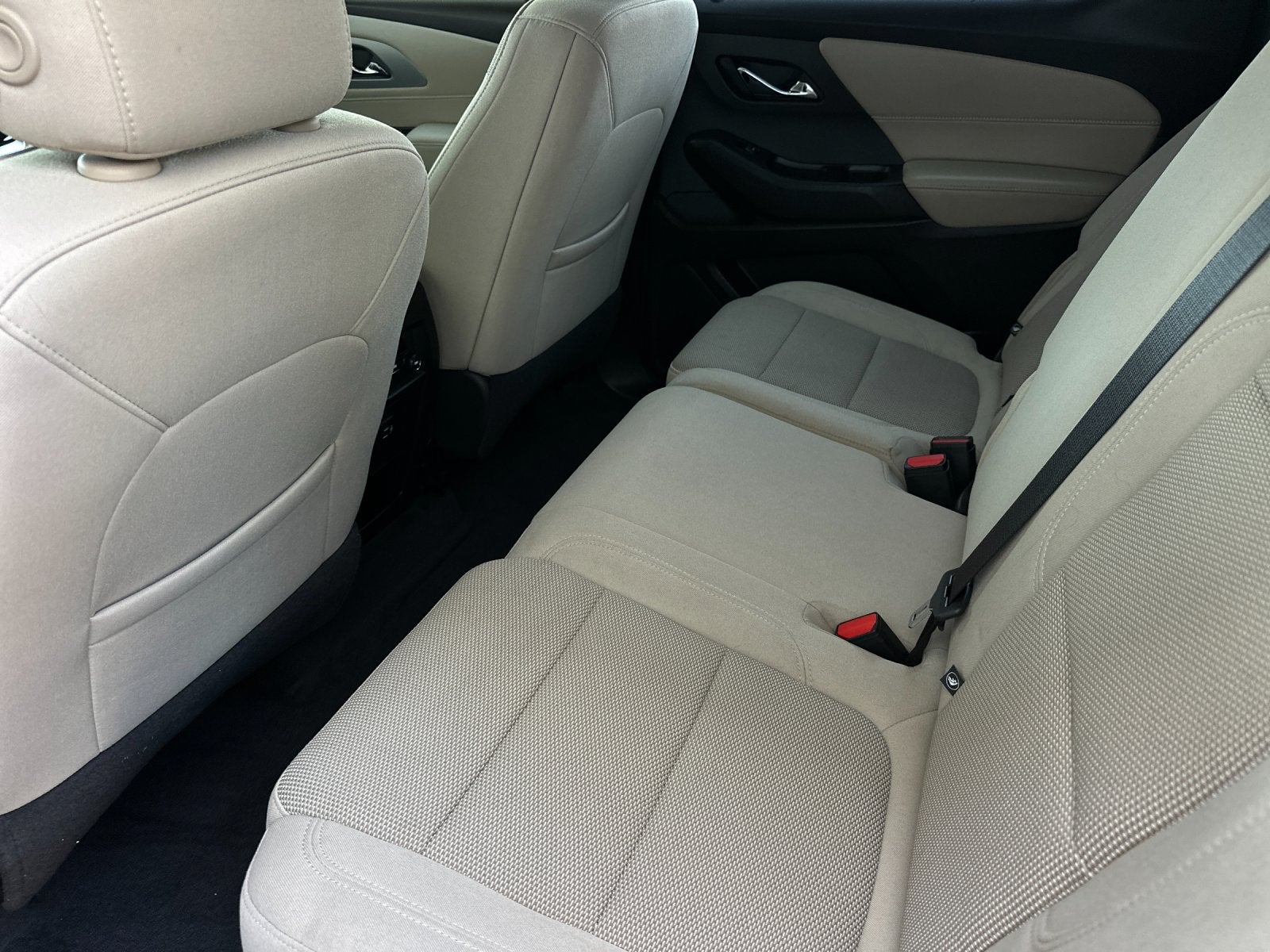2022 Chevrolet Traverse LS w/1FL