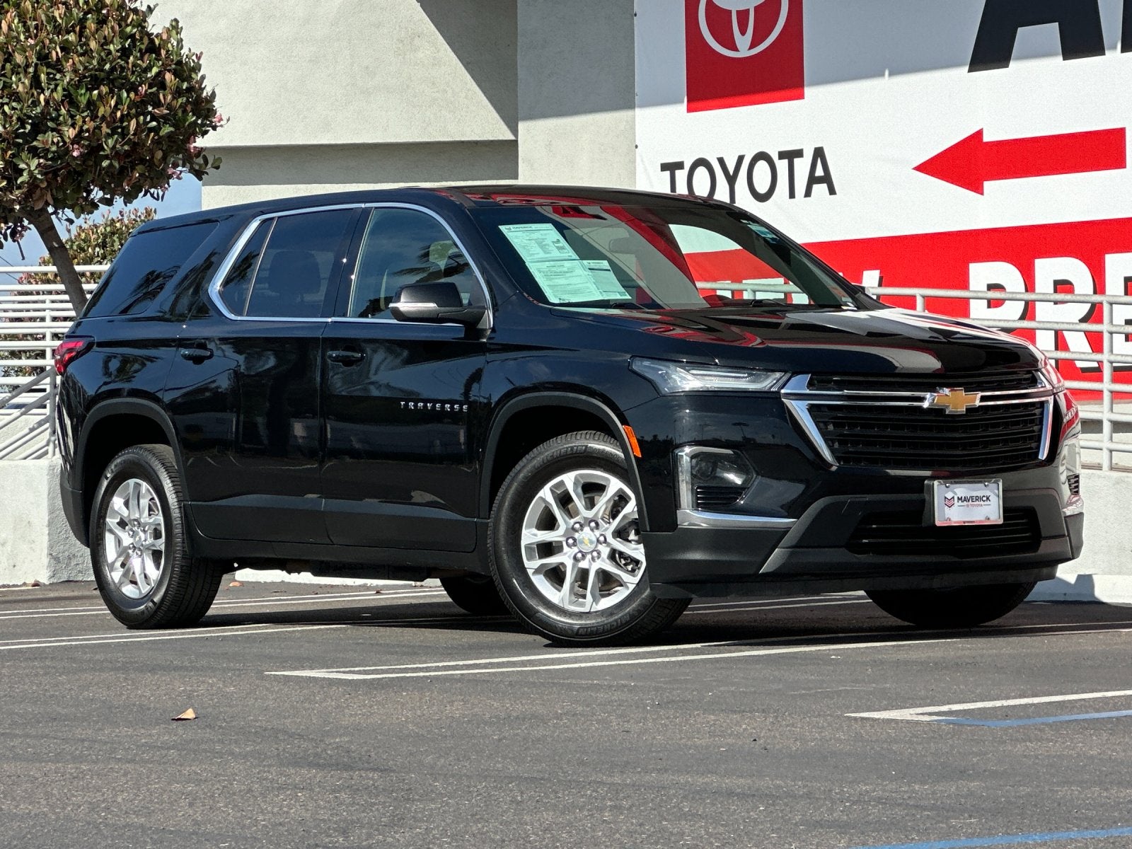 2022 Chevrolet Traverse LS w/1FL