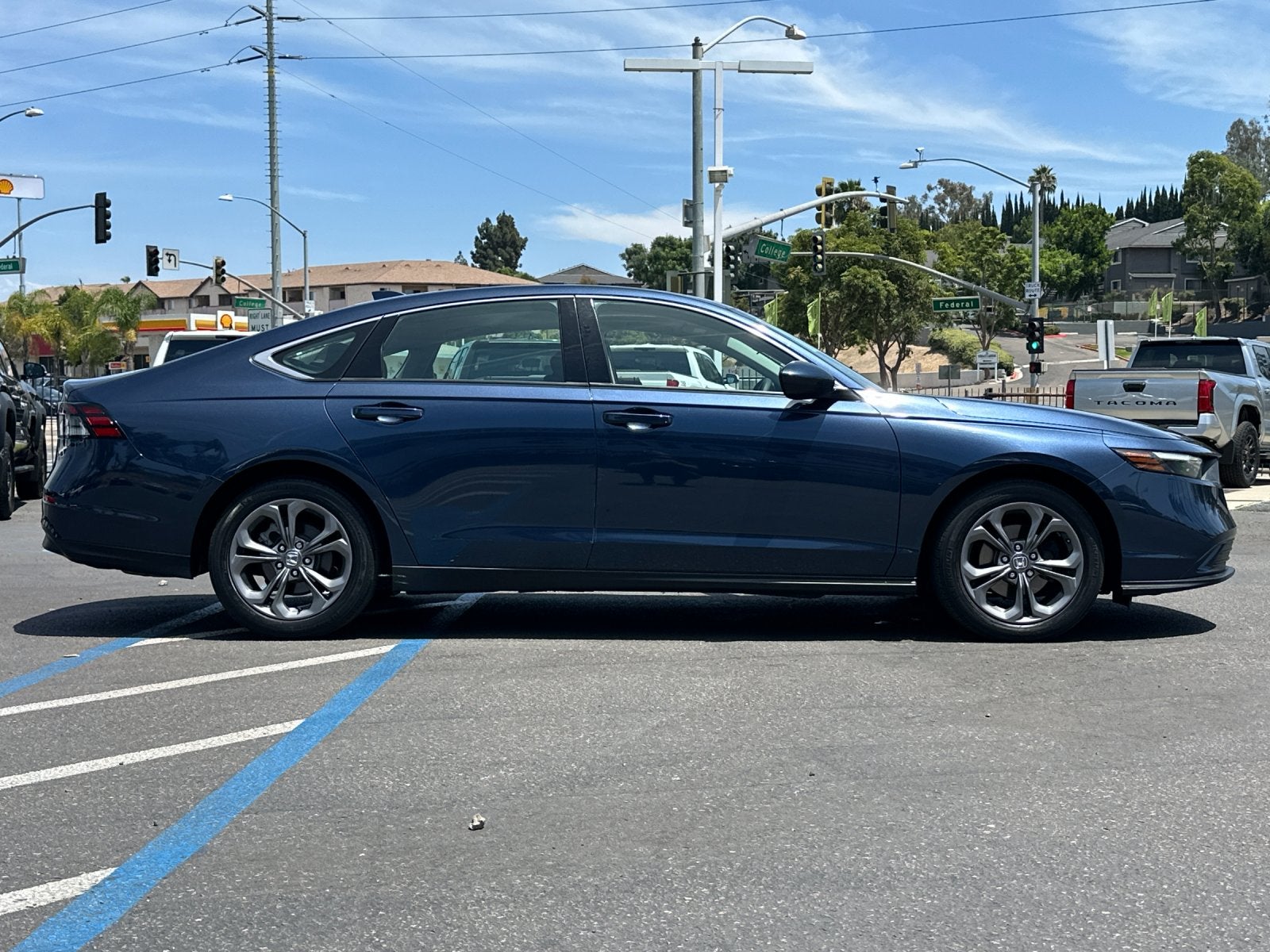 2023 Honda Accord EX