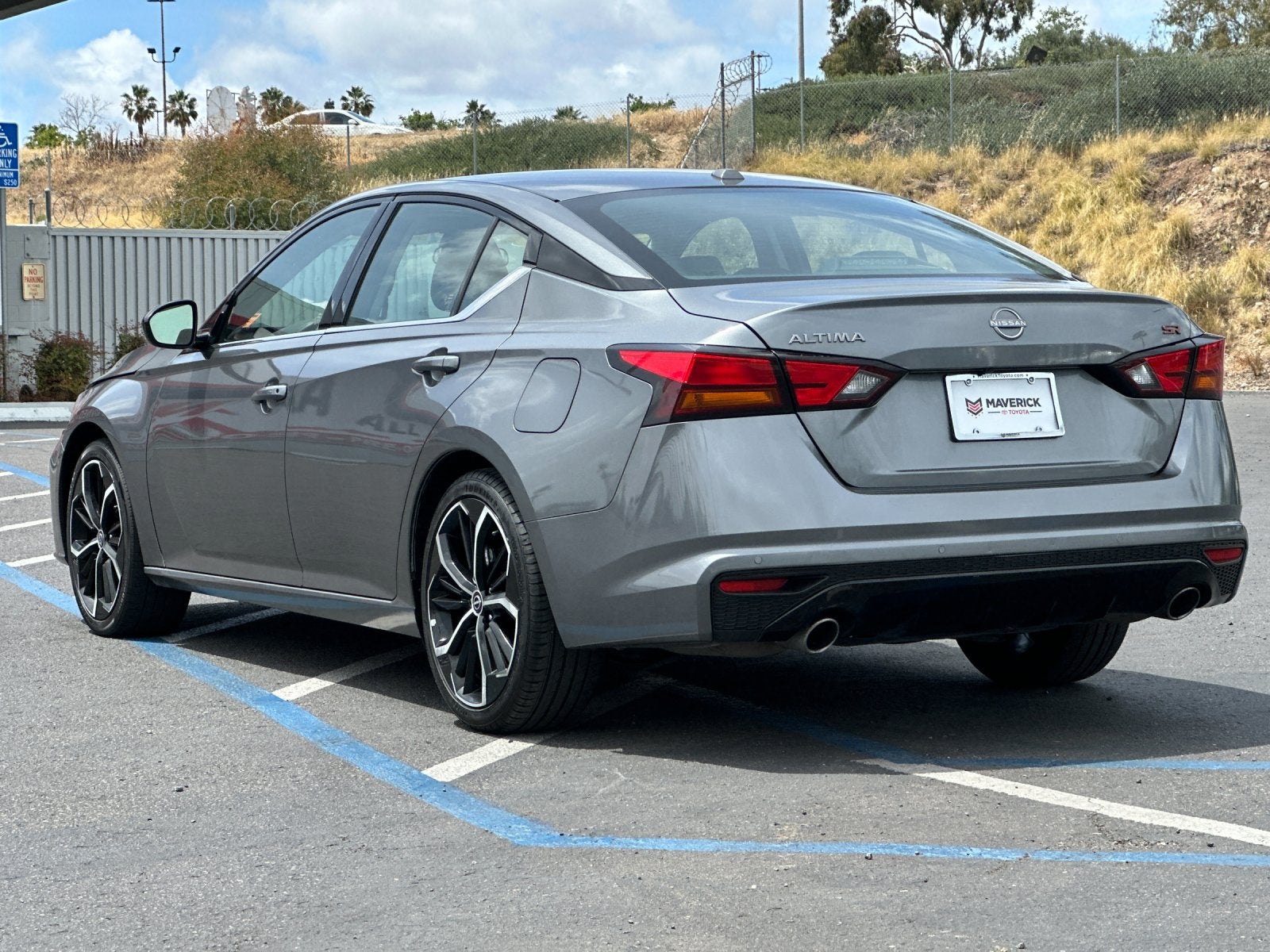 2023 Nissan Altima 2.5 SR