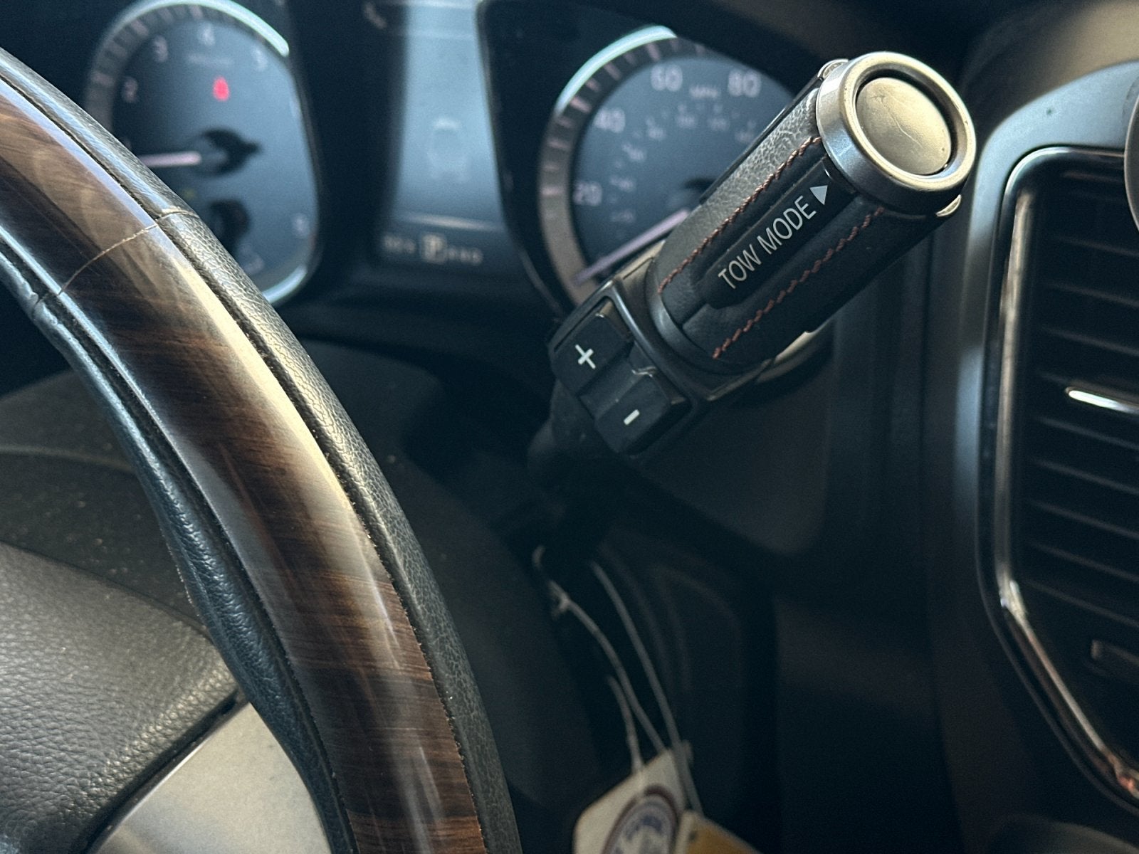 2017 Nissan Titan Platinum Reserve