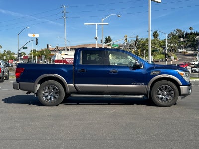 2017 Nissan Titan Platinum Reserve