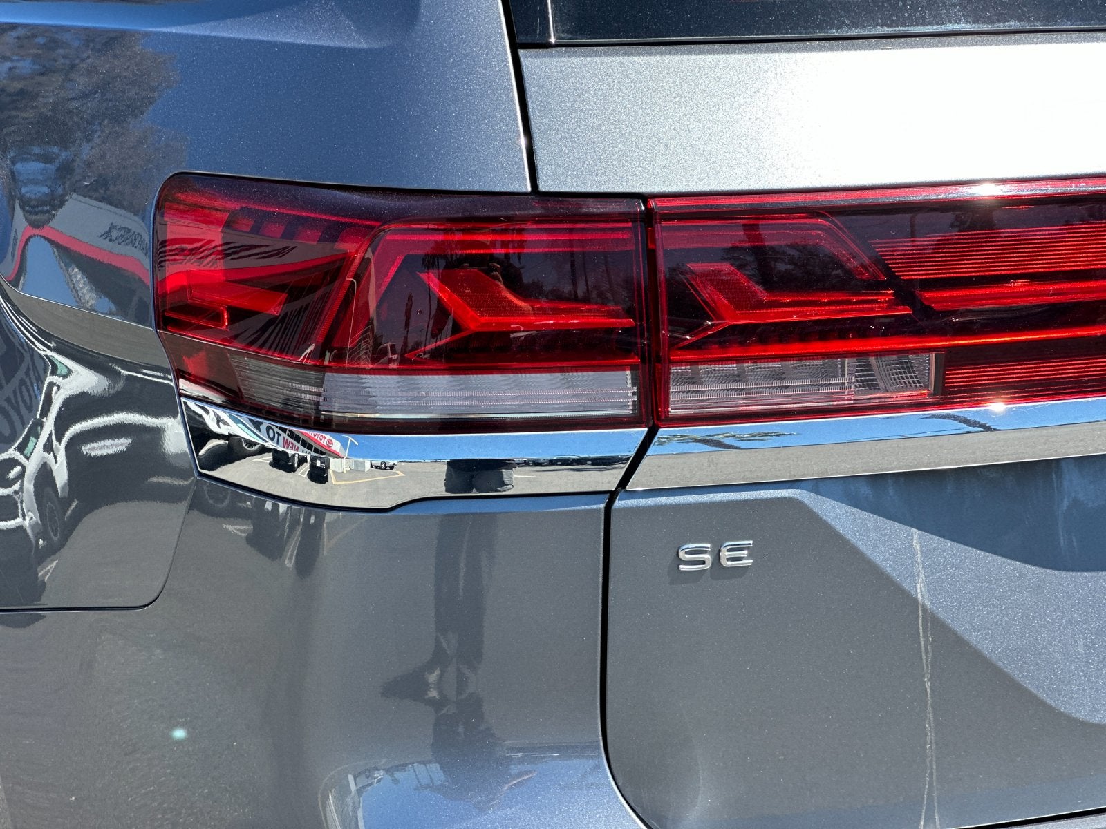 2025 Volkswagen Atlas 2.0T SE w/Technology