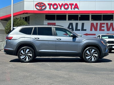2025 Volkswagen Atlas 2.0T SE w/Technology