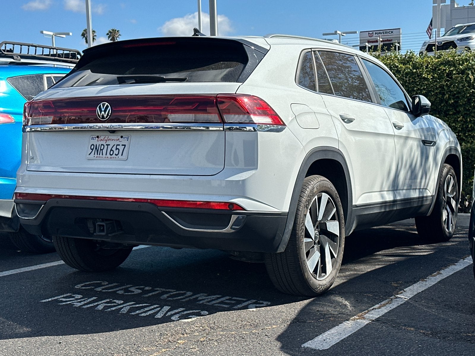 2025 Volkswagen Atlas Cross Sport 2.0T SE w/Technology