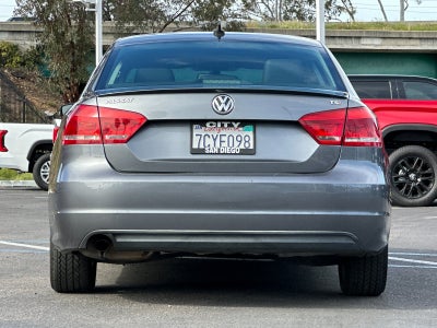 2014 Volkswagen Passat 1.8T Wolfsburg Edition