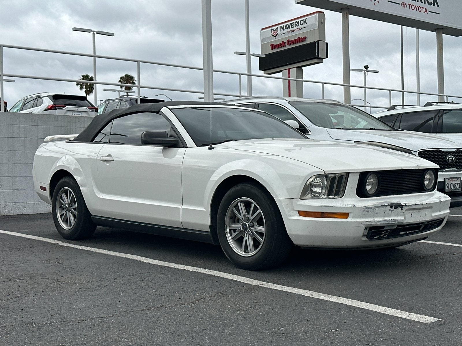 2005 Ford Mustang V6