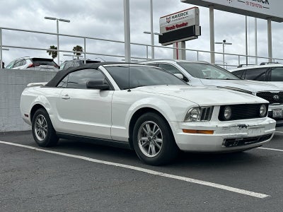 2005 Ford Mustang V6