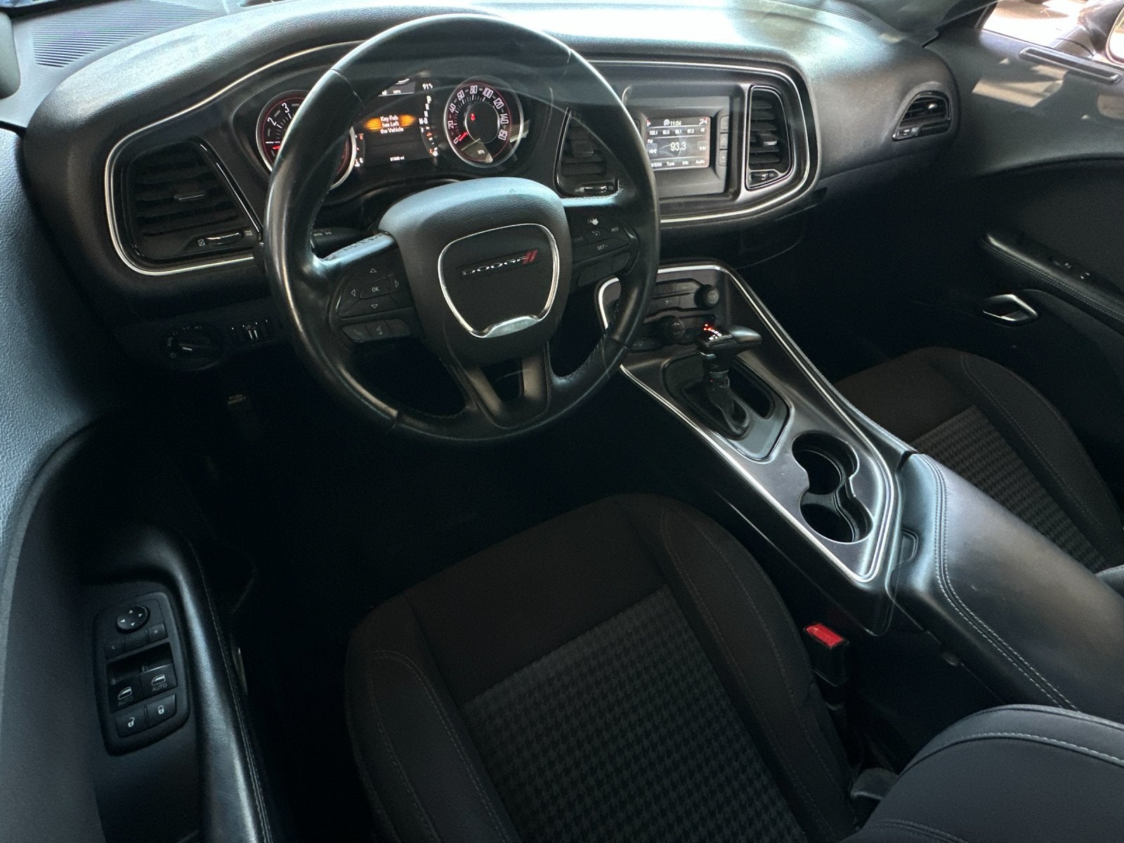 2015 Dodge Challenger SXT