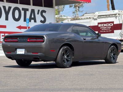 2015 Dodge Challenger SXT
