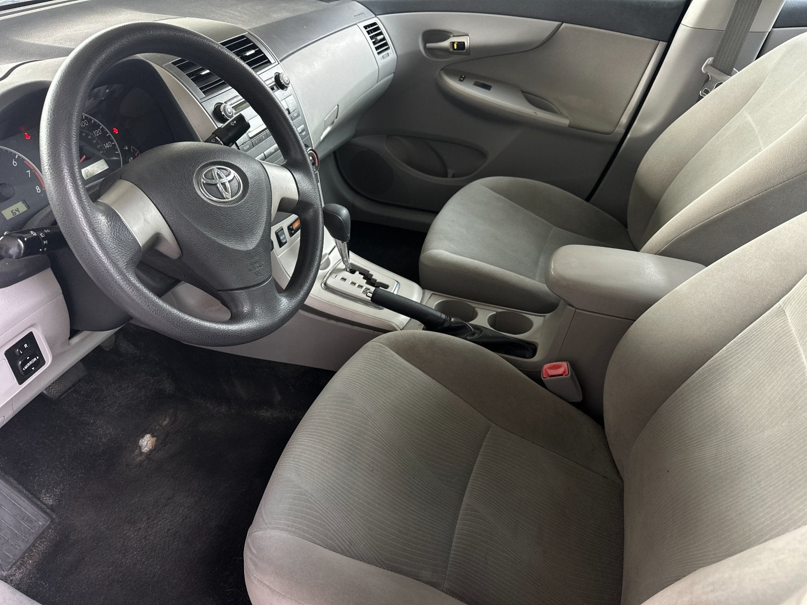 2011 Toyota Corolla LE