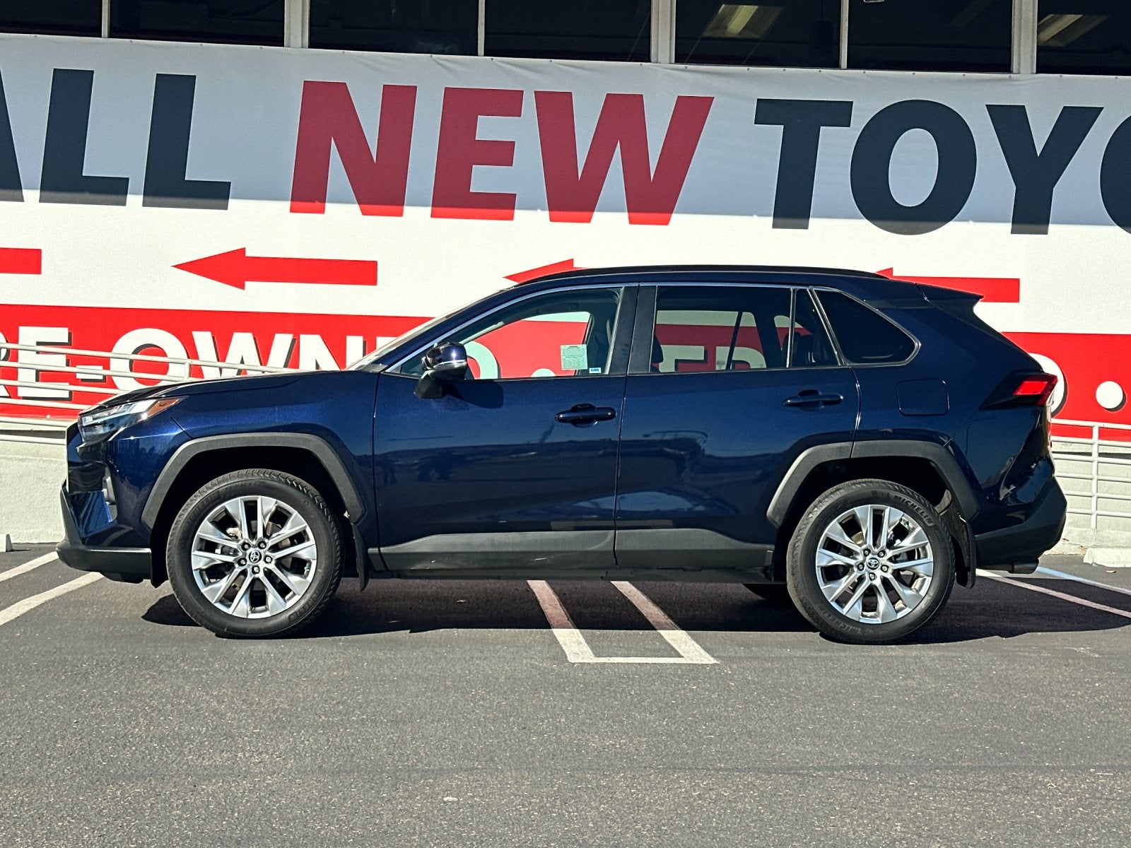 2024 Toyota RAV4 XLE Premium