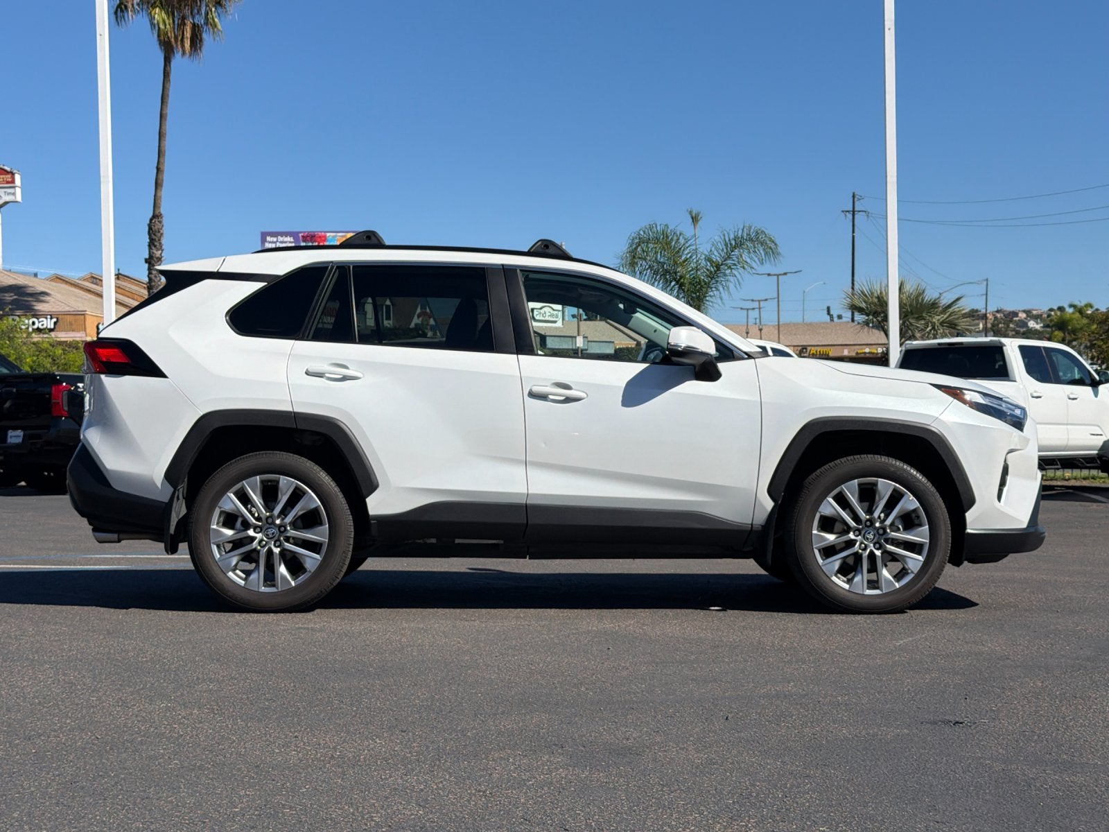 2024 Toyota RAV4 XLE Premium