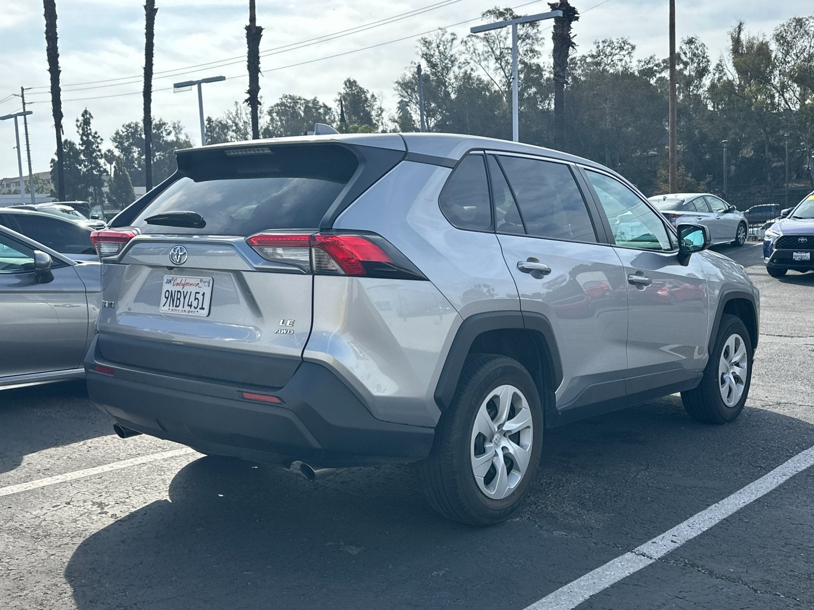 2024 Toyota RAV4 LE