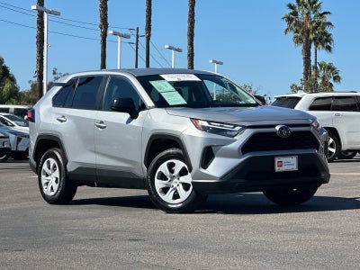 2025 Toyota RAV4 LE