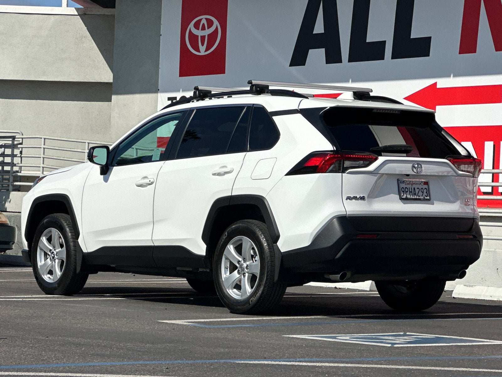 2023 Toyota RAV4 LE