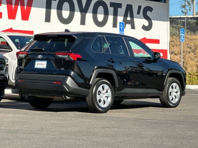 2025 Toyota RAV4 LE