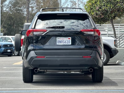2020 Toyota RAV4 LE