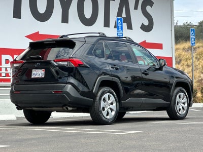 2020 Toyota RAV4 LE