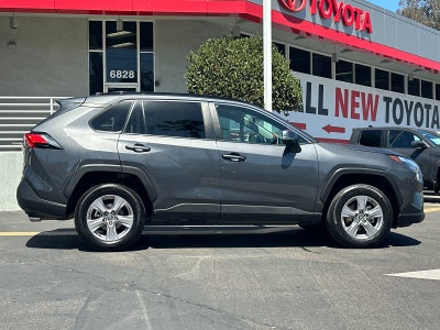 2025 Toyota RAV4 XLE