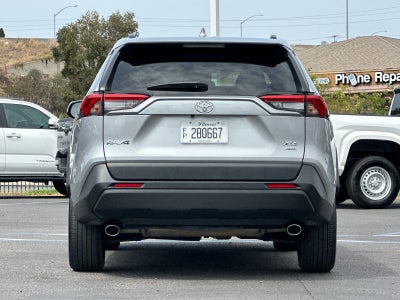 2025 Toyota RAV4 XLE