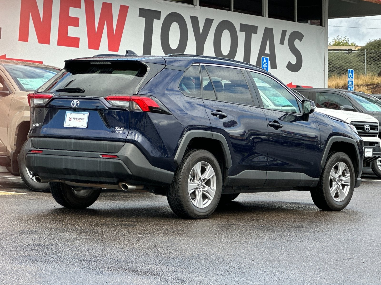 2023 Toyota RAV4 XLE