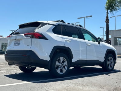 2022 Toyota RAV4 XLE