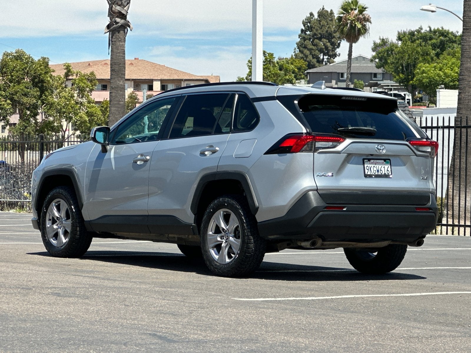 2022 Toyota RAV4 XLE