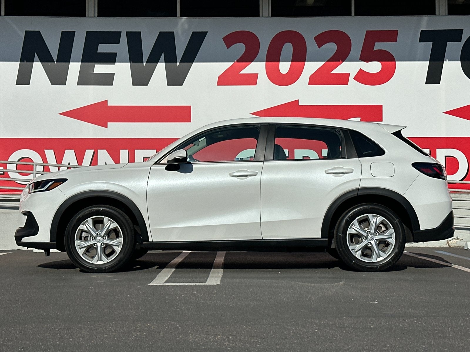 2023 Honda HR-V LX