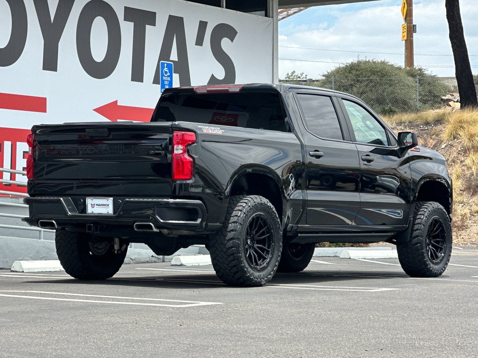 2020 Chevrolet Silverado 1500 Custom Trail Boss
