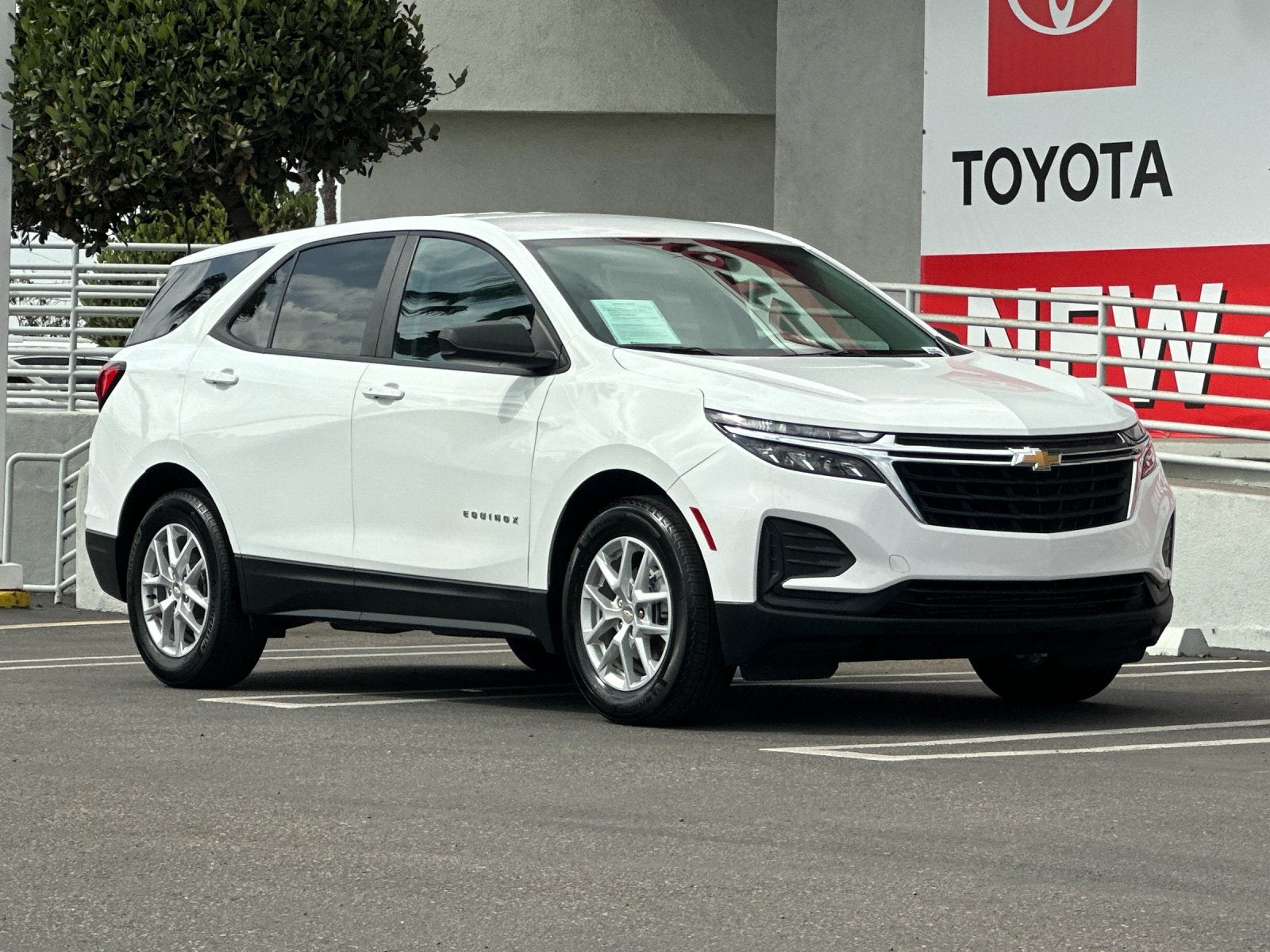 2022 Chevrolet Equinox LS