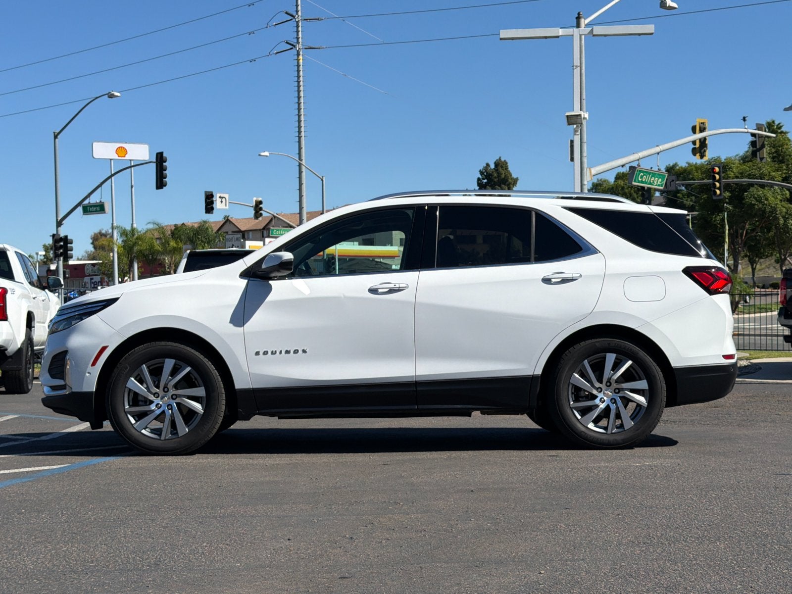 2023 Chevrolet Equinox Premier