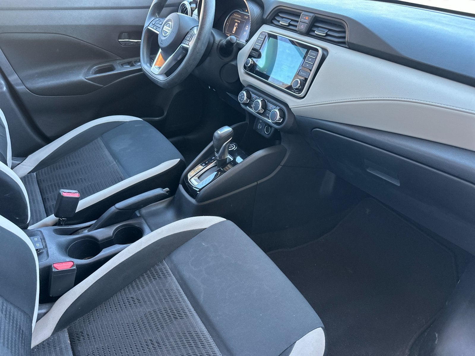 2021 Nissan Versa 1.6 SV