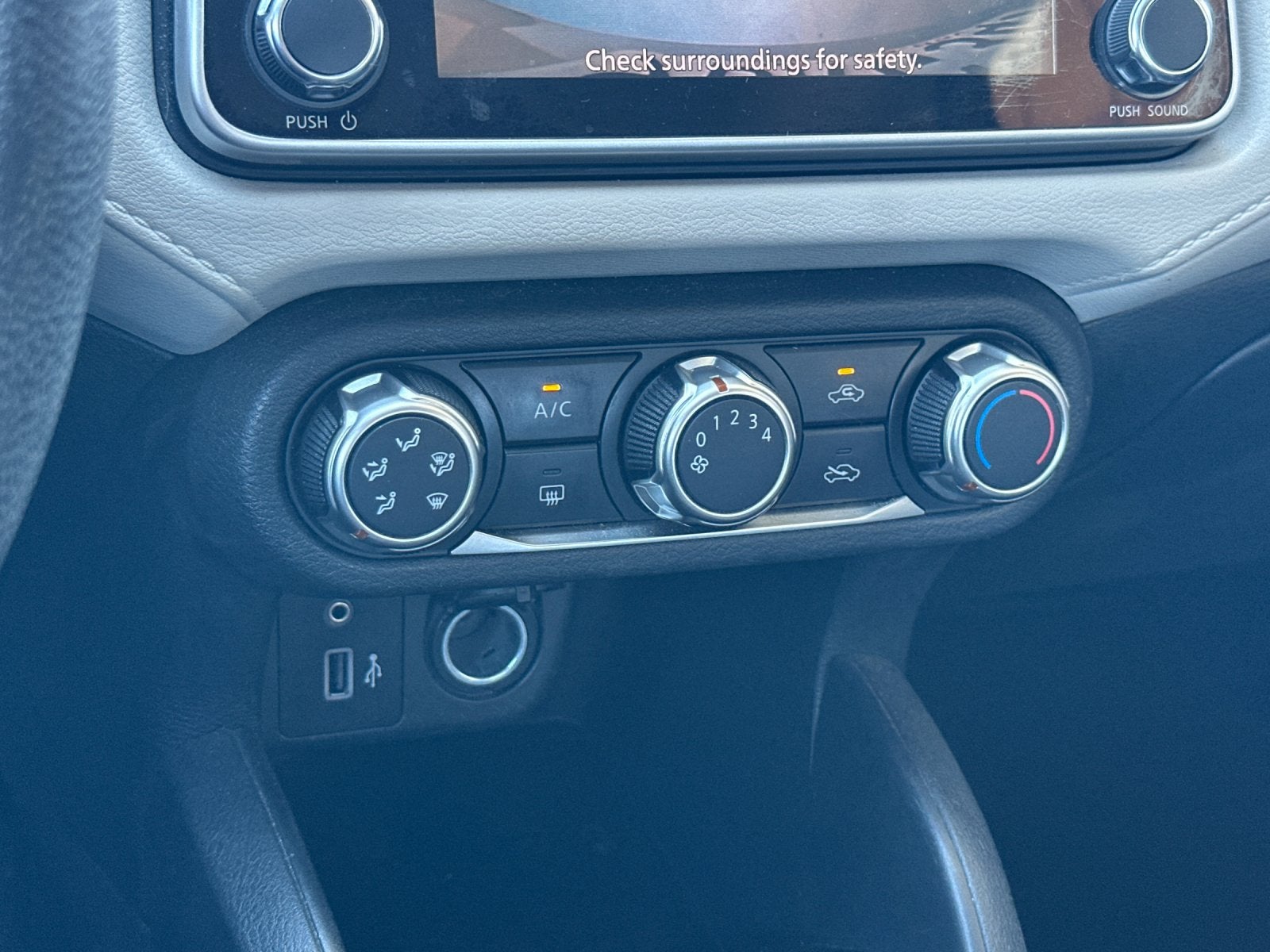 2021 Nissan Versa 1.6 SV