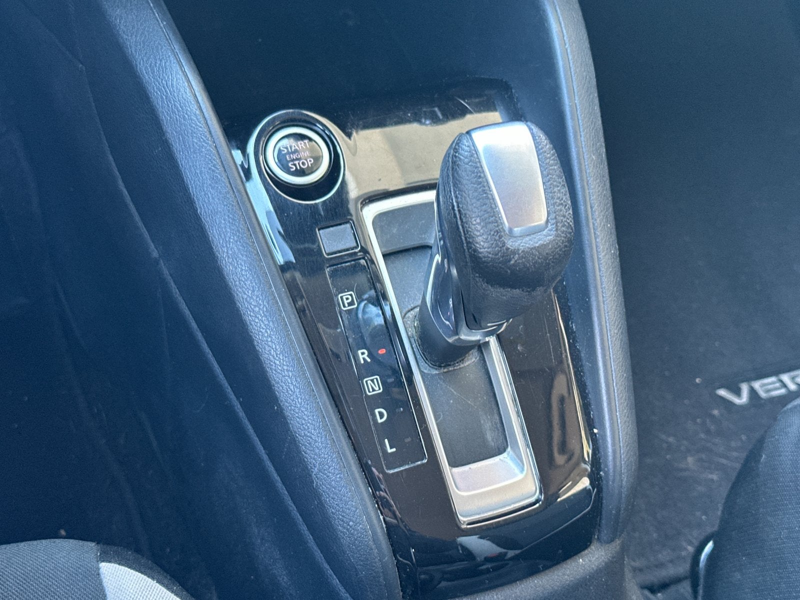 2021 Nissan Versa 1.6 SV