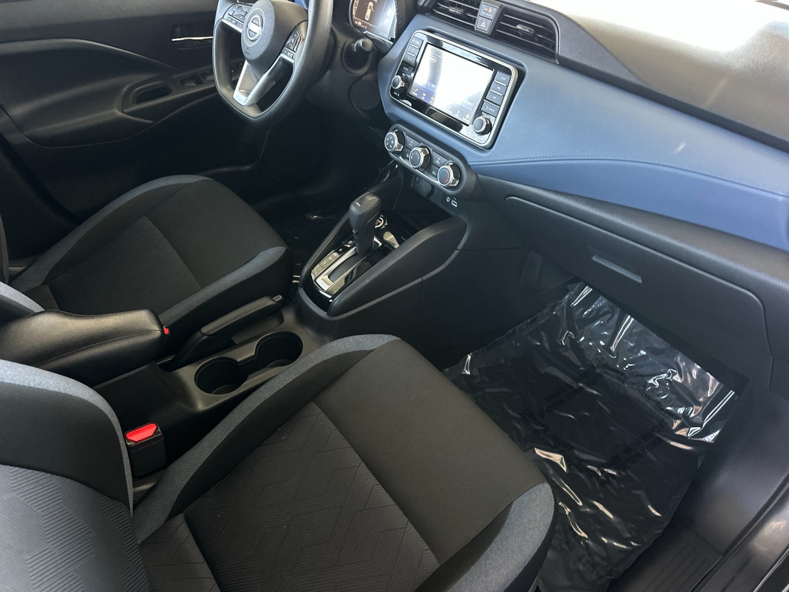 2024 Nissan Versa 1.6 SV