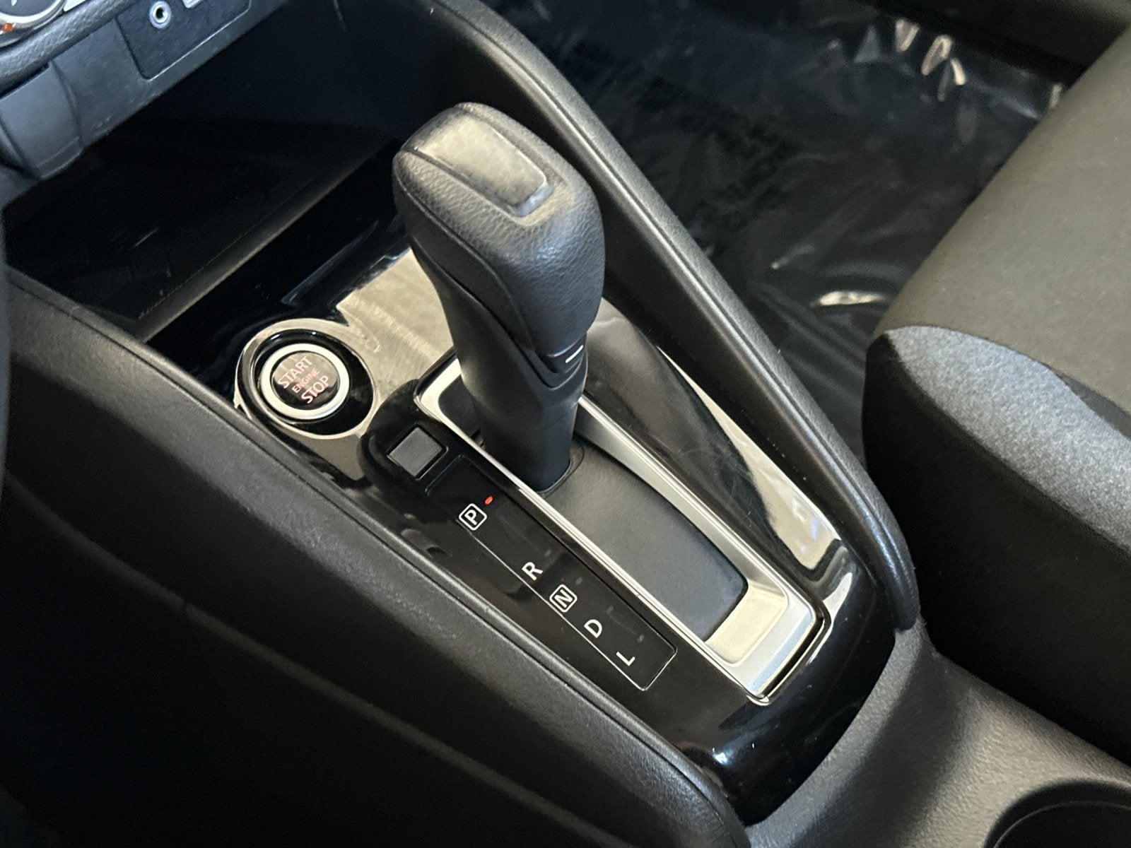 2024 Nissan Versa 1.6 SV