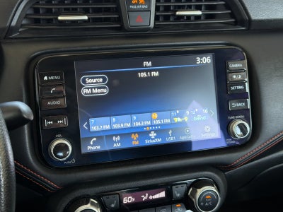 2025 Nissan Versa 1.6 SR