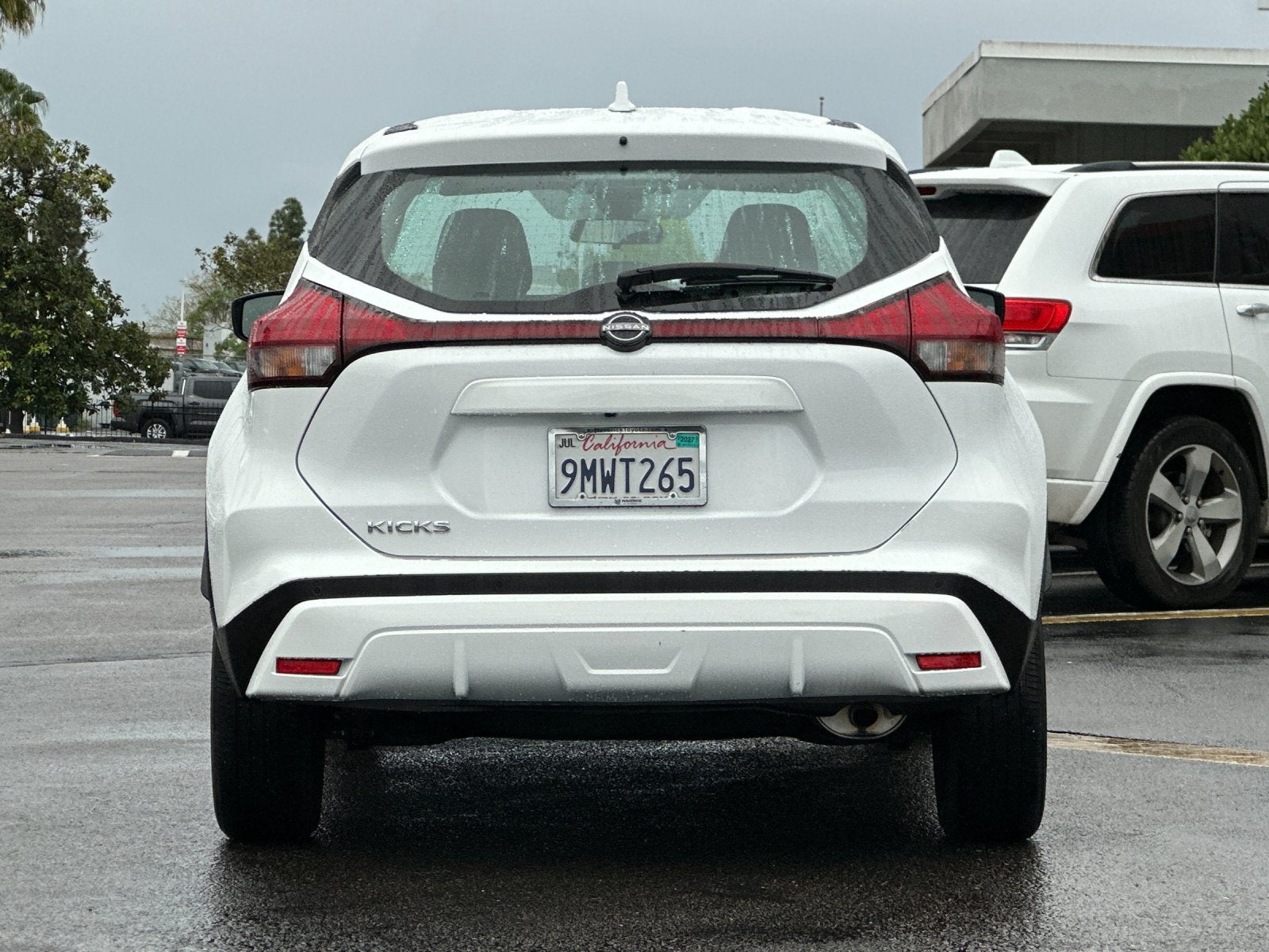 2024 Nissan Kicks S