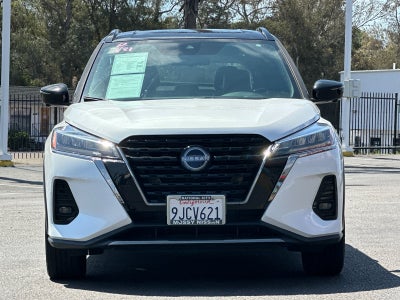 2023 Nissan Kicks SR