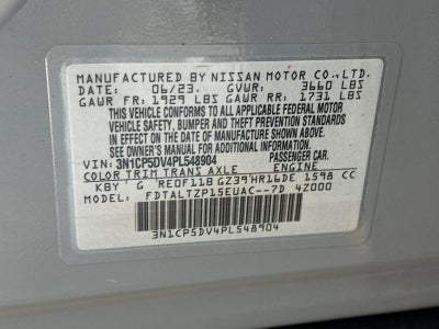 2023 Nissan Kicks SR