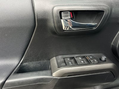 2022 Toyota Tacoma TRD Off-Road V6