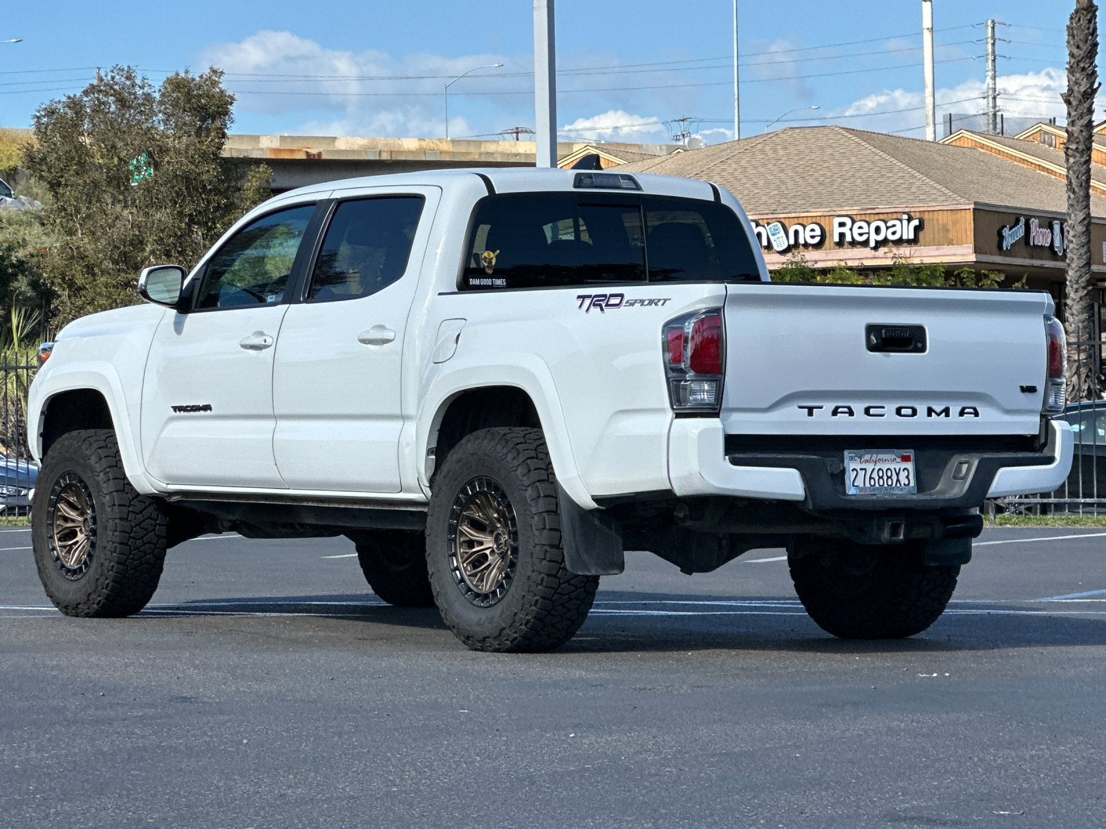 2023 Toyota Tacoma TRD Sport V6