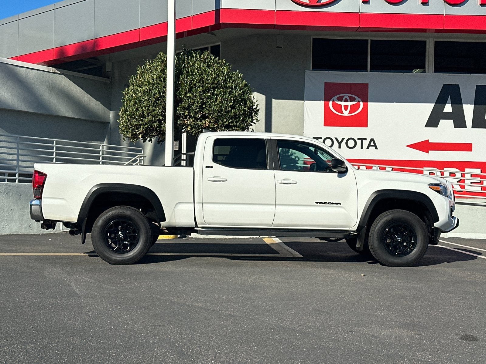 2023 Toyota Tacoma SR5 V6