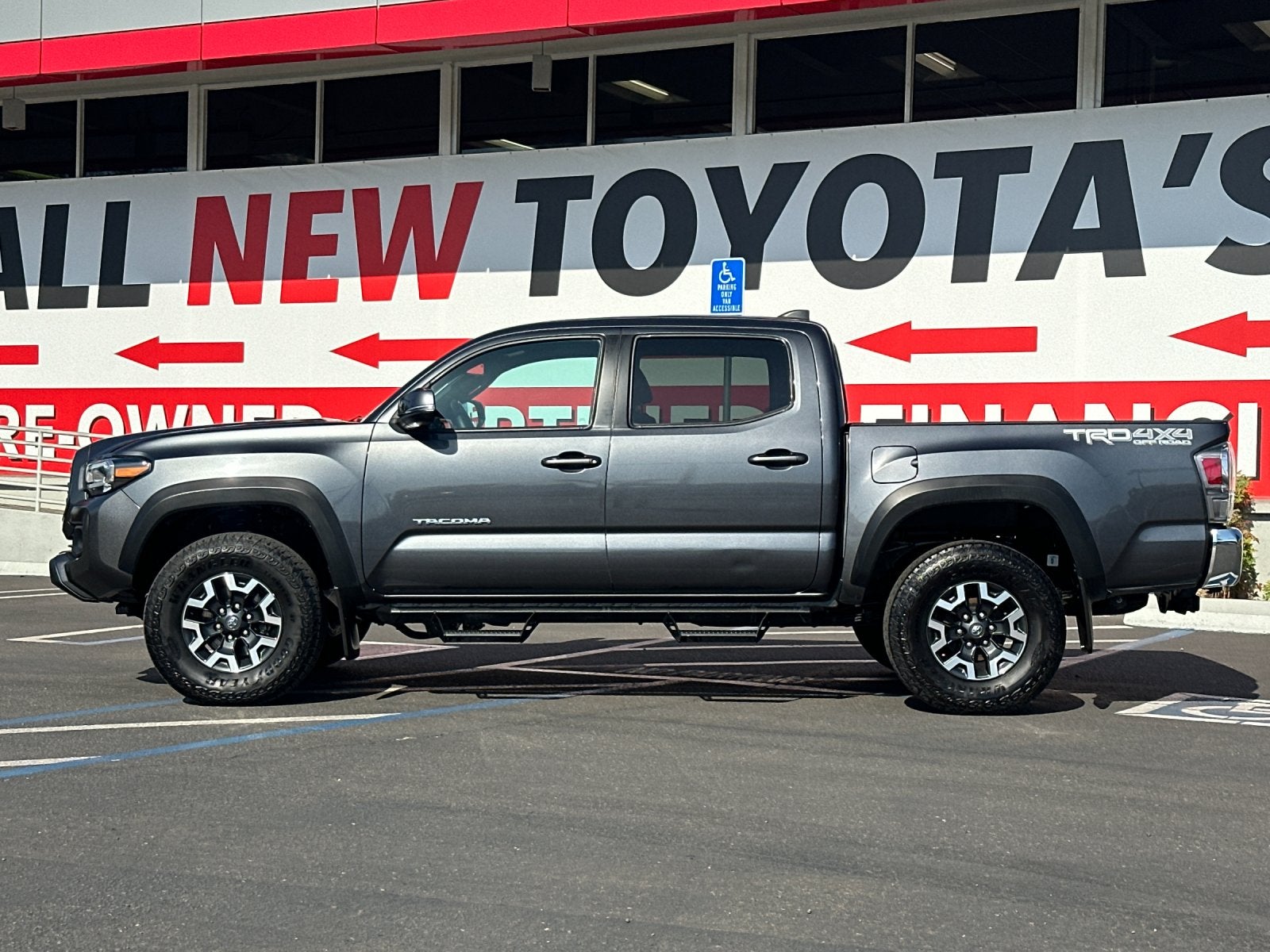2023 Toyota Tacoma TRD Off-Road V6