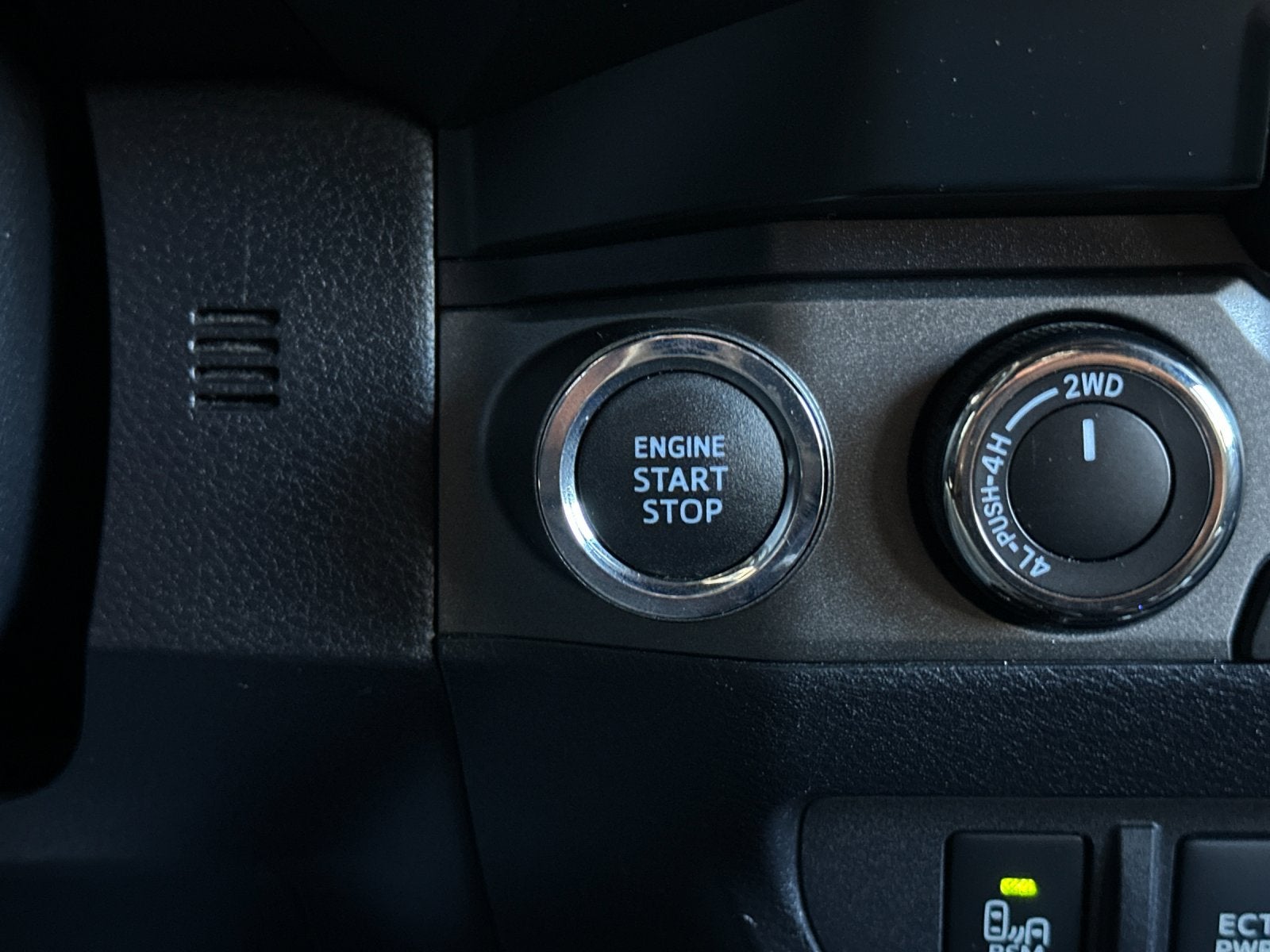 2022 Toyota Tacoma TRD Sport V6